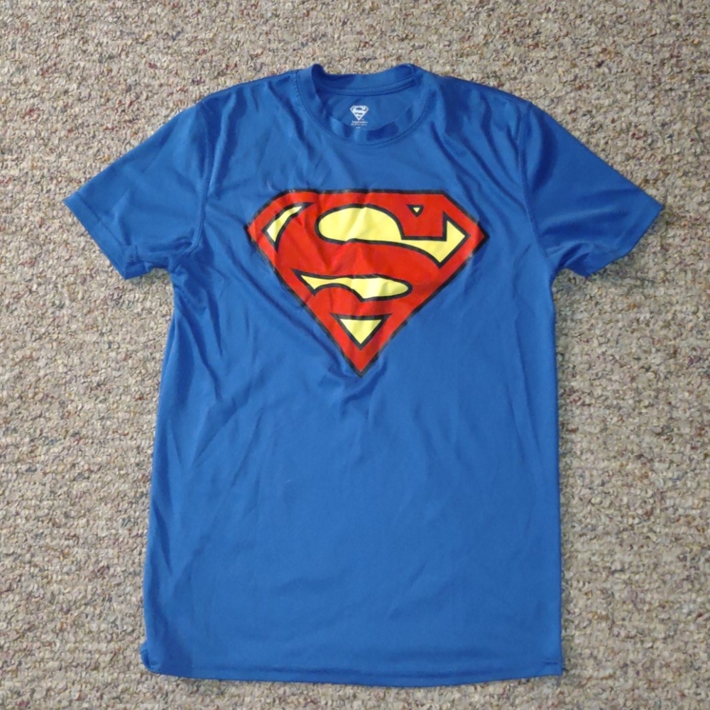 Superman t shirt